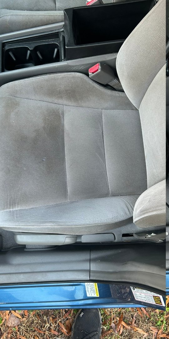Cloth seat before extraction